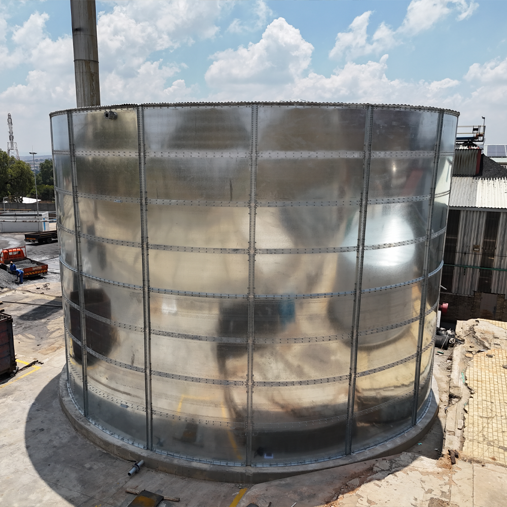 Cylindrical steel water tank