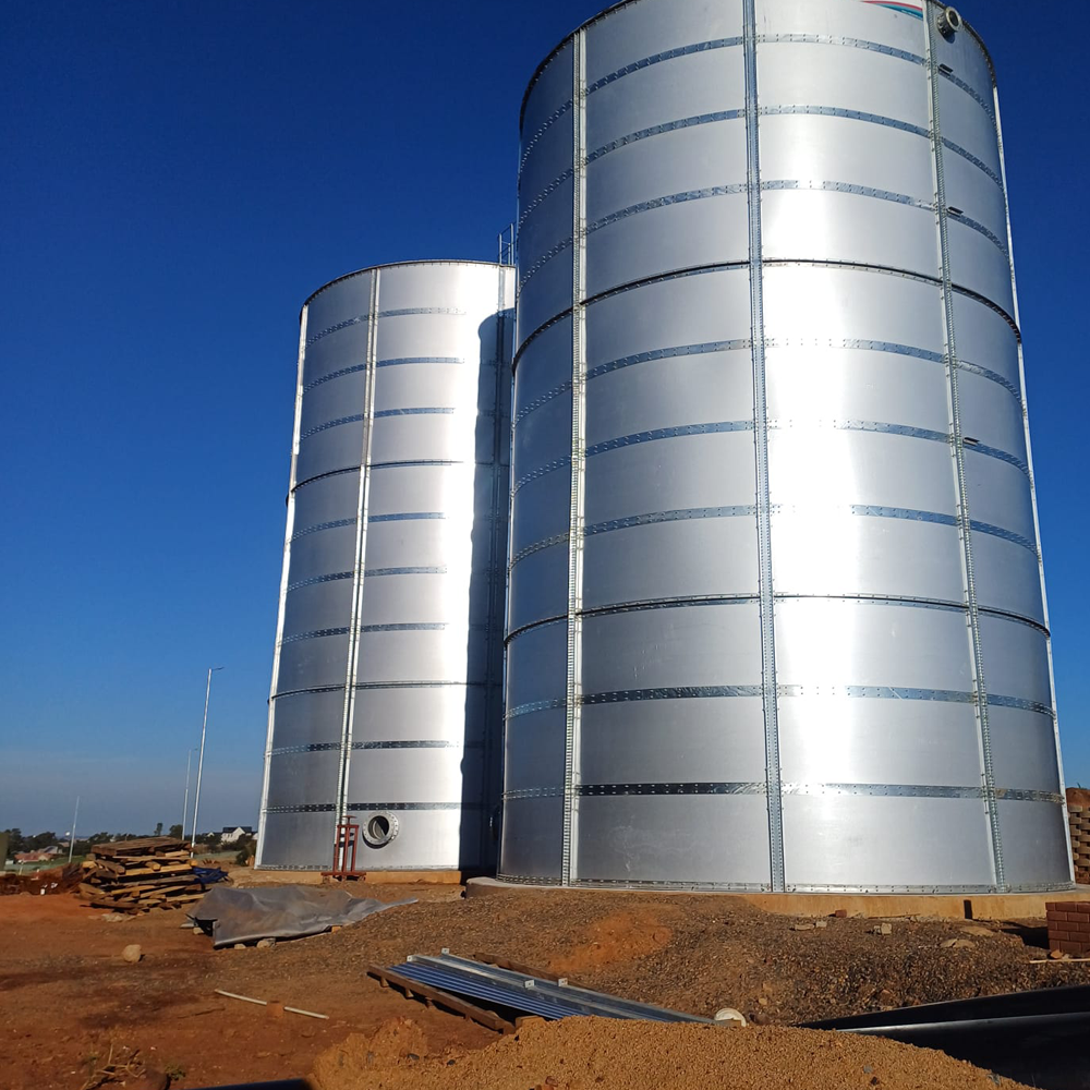 Modular steel tank 11